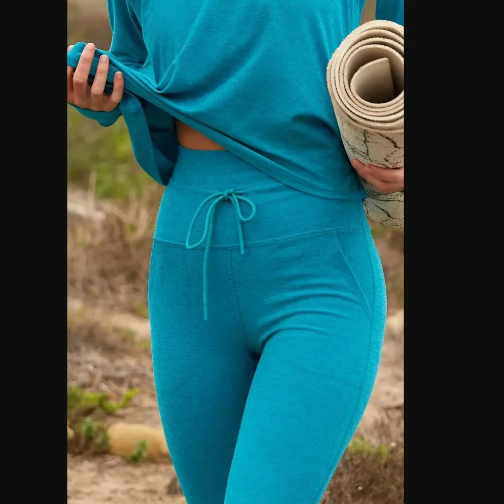 Beyond Yoga Spacedye Commuter Midi Leggings Size Medium Peacock Blue Heather Gym - Picture 2 of 14